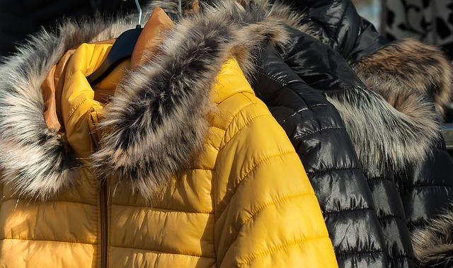 Idealna kurtka na zimę – jaką wybrać i gdzie jej szukać?