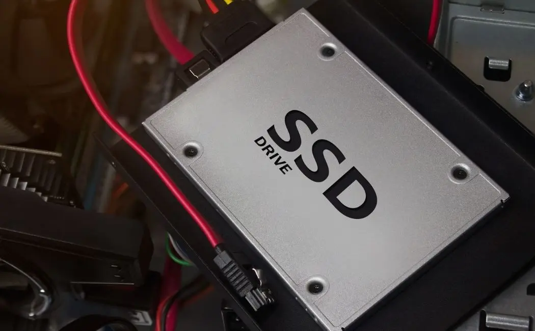 Na jakie parametry dysków SSD warto zwrócić uwagę?