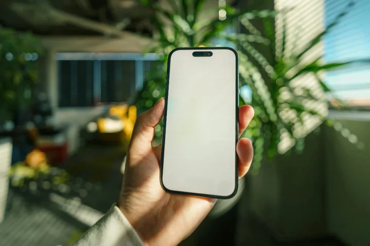 Integracje stron www z narzędziami biznesowymi: CRM, chaty, formularze i automatyzacje