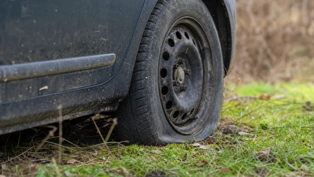 W Gnieźnie znikają wraki. Tylko kilka trafia na parking strzeżony