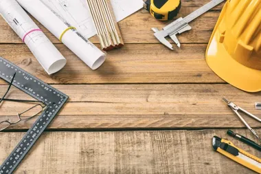 Bezpieczny i profesjonalny wynajem podnośników w Poznaniu: co warto wiedzieć?