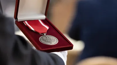 17 par z Gniezna otrzymało medale za wspólne dekady życia