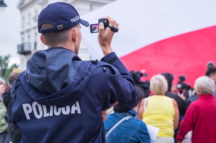 Policja Gniezno: Debata w Klubie Seniora w Kłecku