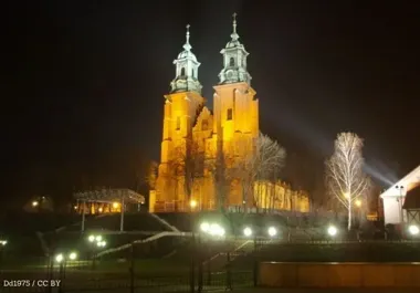 Urzędnicy dostarczą decyzje o opłatach za odpady – wizyty po pracy i w soboty