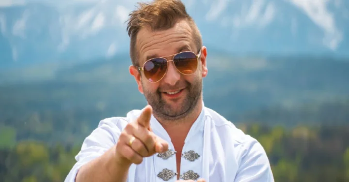 Grafika promocyjna wydarzenia Paweł Gołecki w Gnieźnie — koncert solowy i największe hity