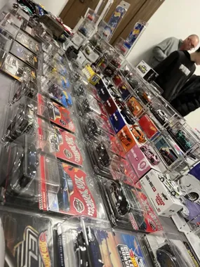 Grafika promocyjna wydarzenia Wystawa Hot Wheels Gniezno na rozpoczęcie sezonu motoryzacyjnego 2026