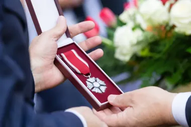 Pośmiertne odznaczenie dla Bartłomieja Pilarczyka. Wręczono je w Gnieźnie