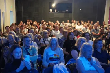 Crossroads rozgrzali scenę Claptonem i zrobili wieczór z pazurem